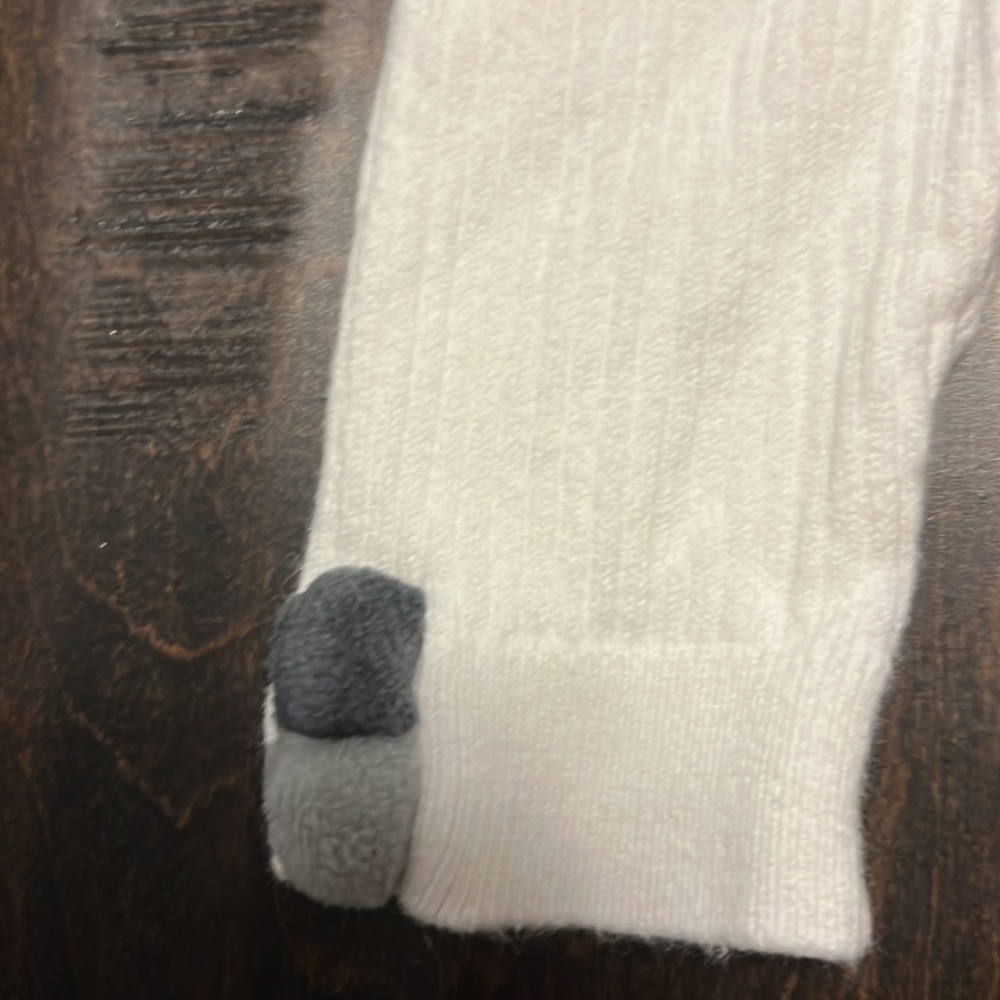 Adorable Carters Baby Girl Gray Polka dot top with sweater leggings outfit! - Picture 7 of 9